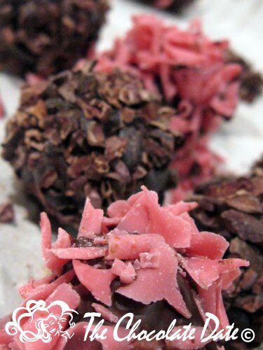 TheChocolateDate.com | Cocoanymph workshop truffles TheChocolateDate.com Cocoanymph workshop truffles2 Chocolate Date Recipe: Chocolate Covered Truffles